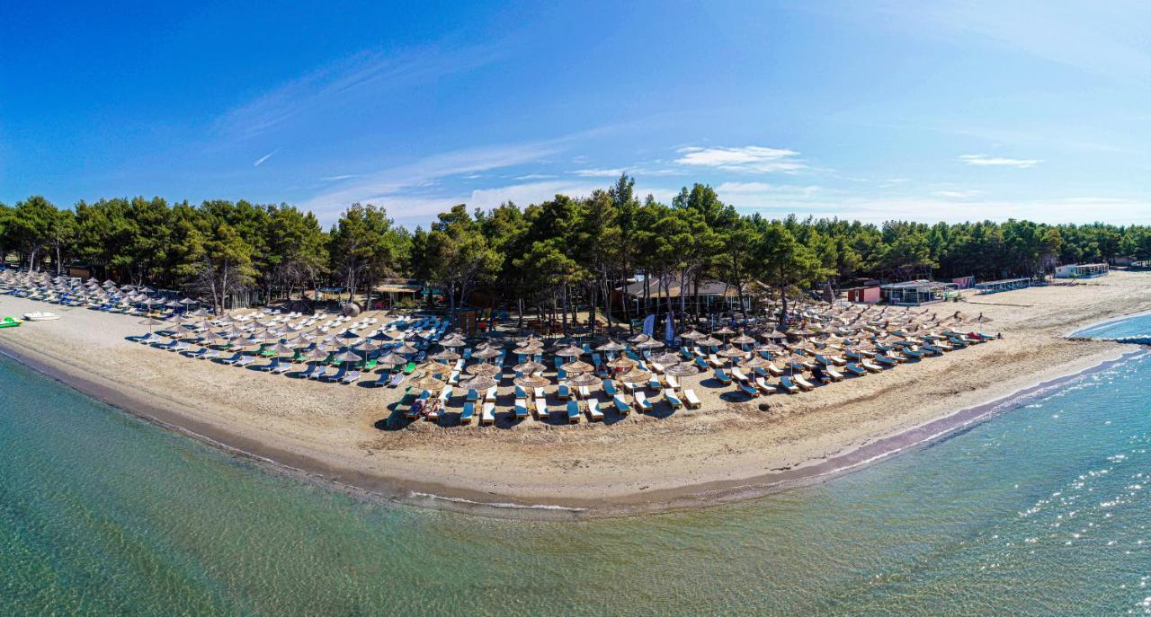 Ecuador Resort Zvernec ภายนอก รูปภาพ