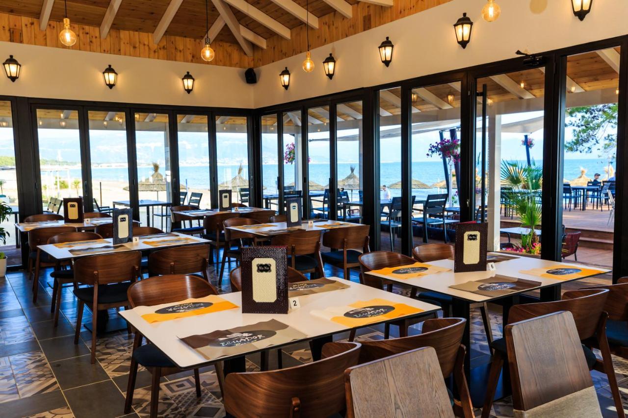 Ecuador Resort Zvernec ภายนอก รูปภาพ