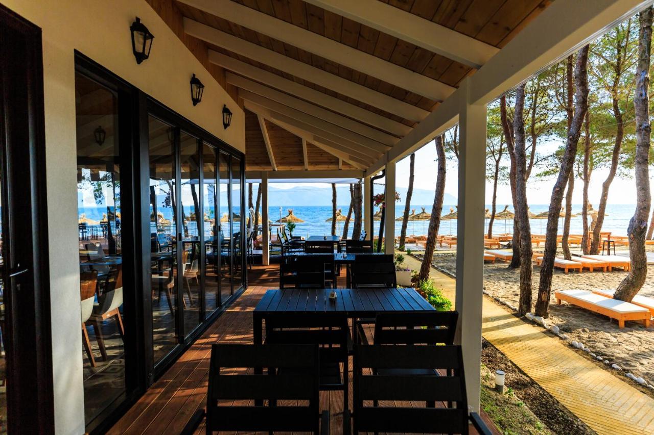 Ecuador Resort Zvernec ภายนอก รูปภาพ