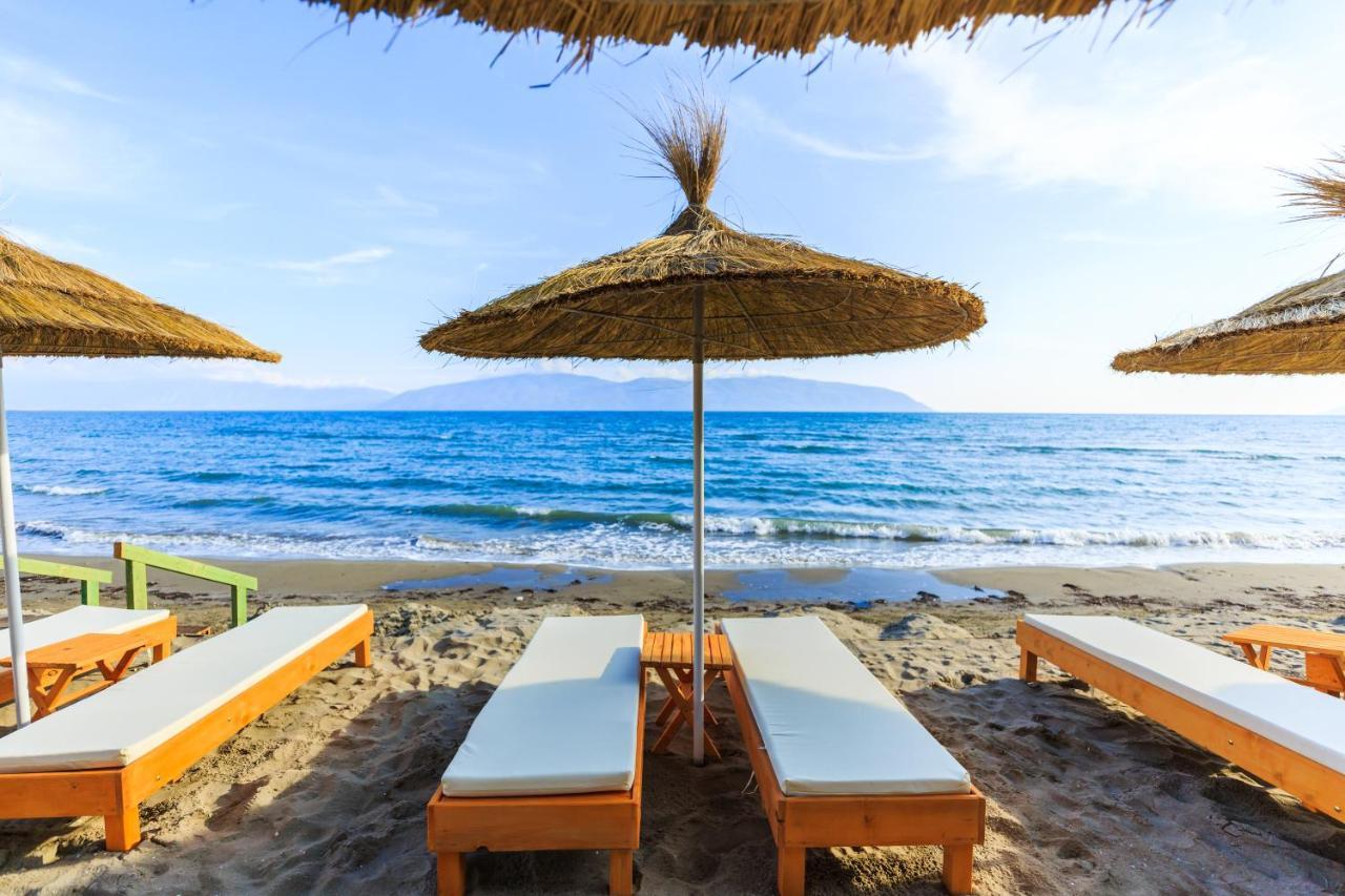 Ecuador Resort Zvernec ภายนอก รูปภาพ